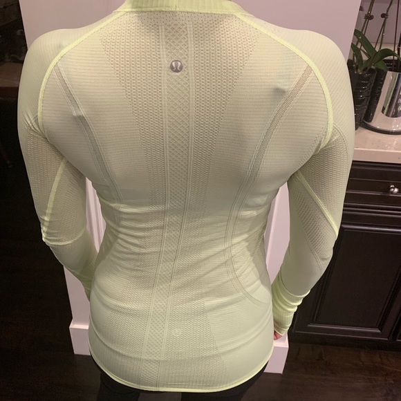 Lululemon Run Swiftly Long Sleeve - Picture 3 of 3